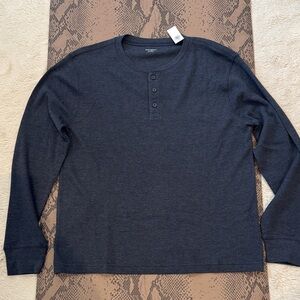 Old Navy Men's Long-Sleeve Waffle Henley - Navy